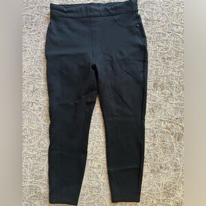 Spanx pull on pant with pockets! XL